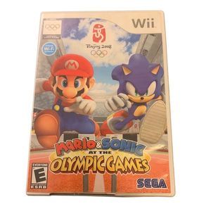 Wii Mario & Sonic at The Olympic Games with 2 Nunchucks Included